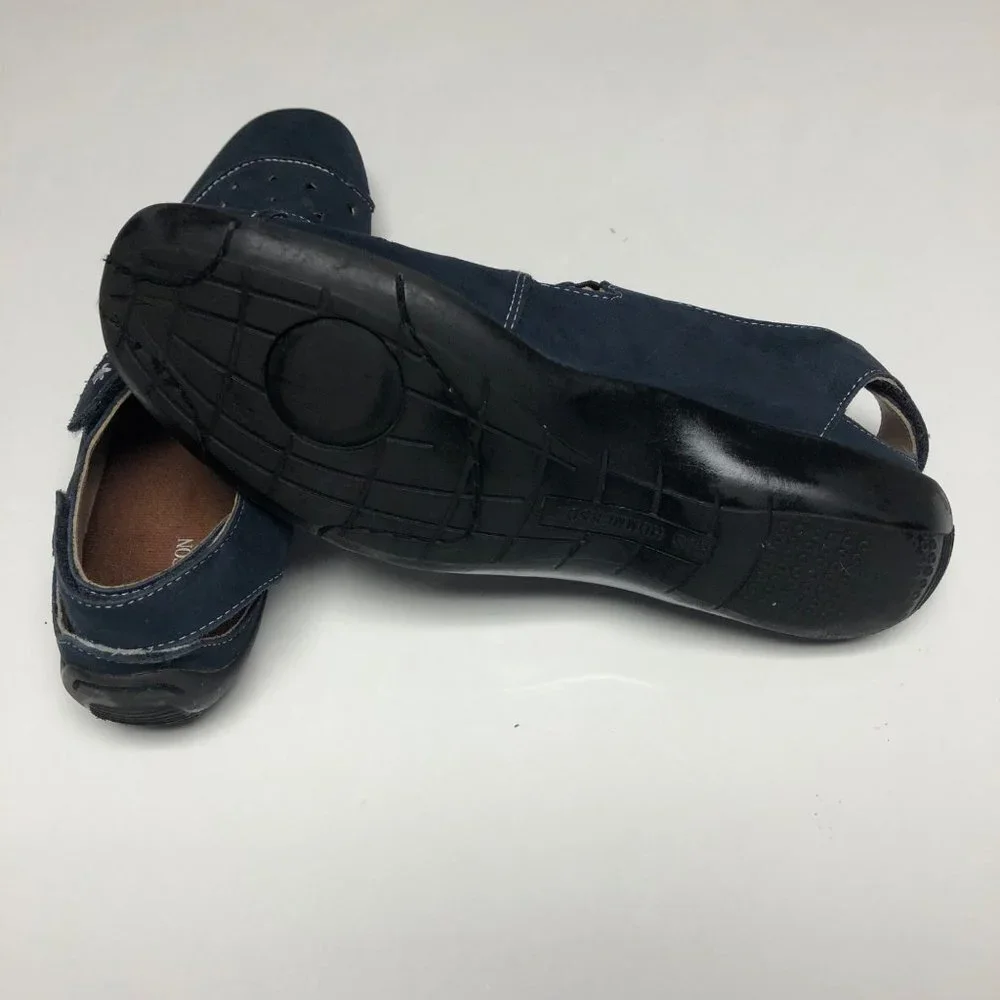 Ros Hommerson Women's 'Carrie' Nubuck Casual‎ Shoes sz 9N